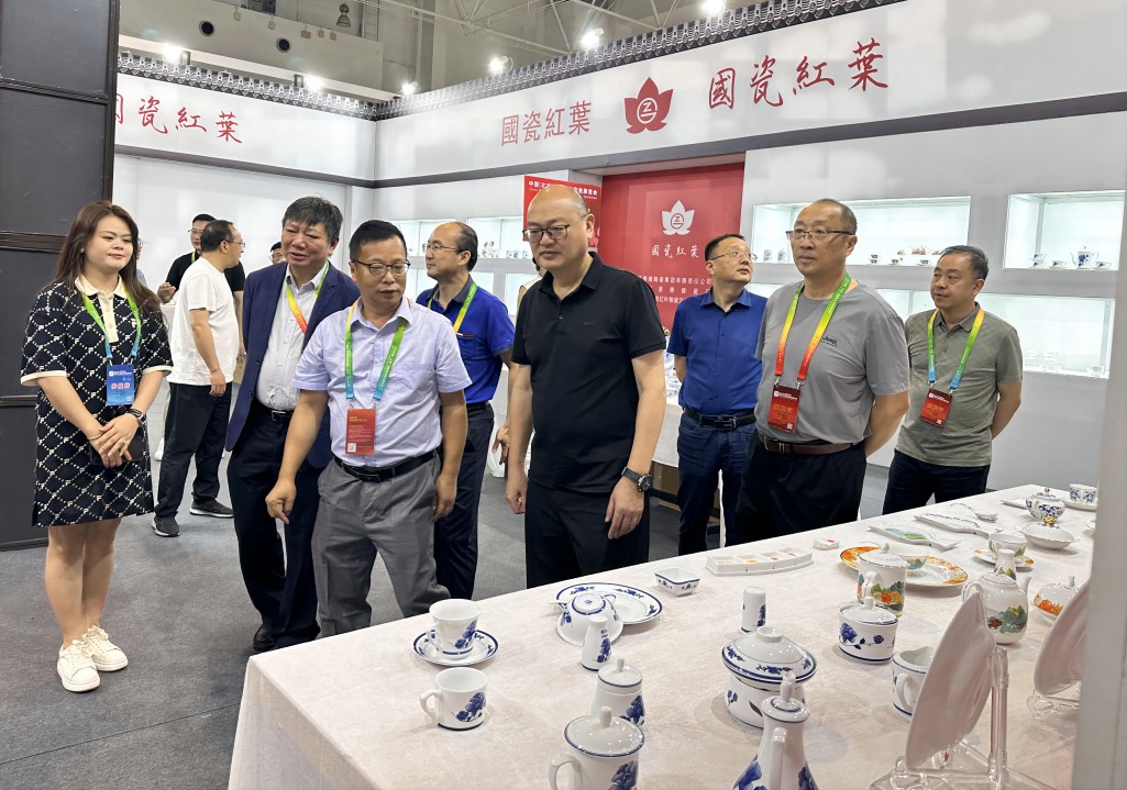 1690514159752914 03(1).jpg